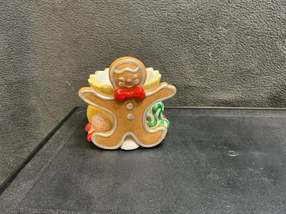 Partylite Gingerbread Man&Candies Christmas Votive Candle Holder 3.75